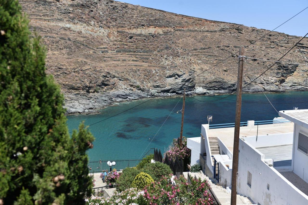 Κυκλαδίτικη Βίλα Στην Παραλία Αντώνηδες, Κύθνου Кітнос Екстер'єр фото