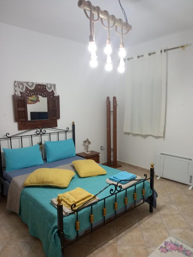Κυκλαδίτικη Βίλα Στην Παραλία Αντώνηδες, Κύθνου Кітнос Екстер'єр фото