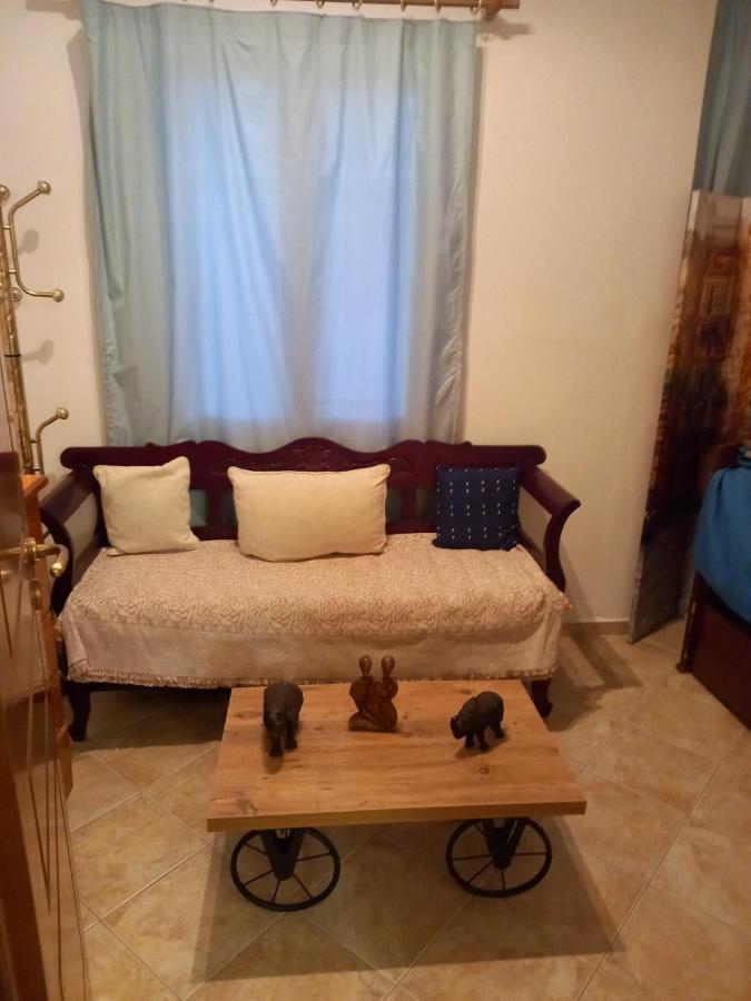 Κυκλαδίτικη Βίλα Στην Παραλία Αντώνηδες, Κύθνου Кітнос Екстер'єр фото