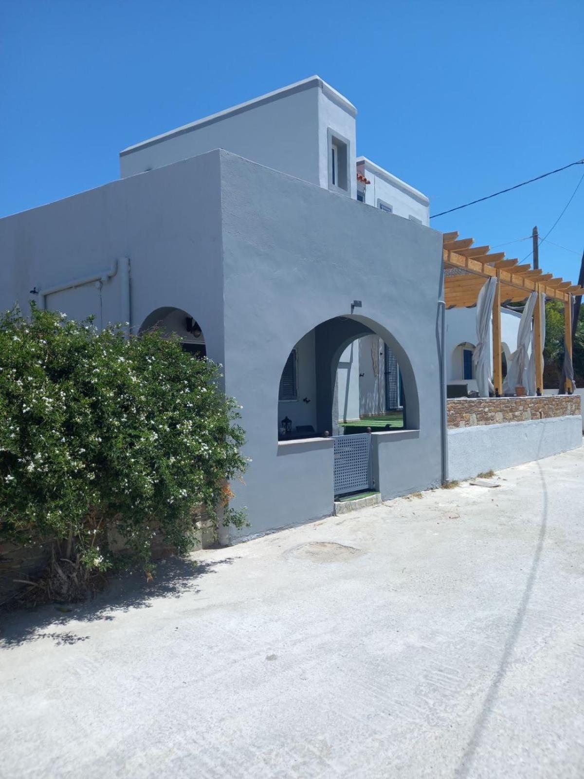 Κυκλαδίτικη Βίλα Στην Παραλία Αντώνηδες, Κύθνου Кітнос Екстер'єр фото